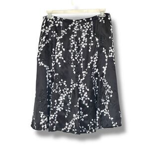 Chico’s Black Skirt White Floral Sequin Size Large Elastic Waistband